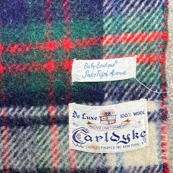 Vintage Carldyke Plaid Wool Fringed Blanket, Thow, Lap Blanket Baby Blanket - Picture 6 of 7